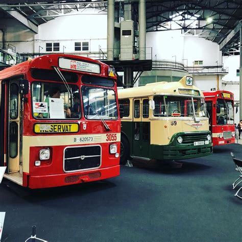 vintage city buses  auto retro barcelona