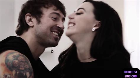 Yo Sinful Slut Fucked In Missionary In Hairy Pussy