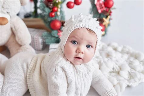 Baby winter clothes Stock Photos, Royalty Free Baby winter clothes ...