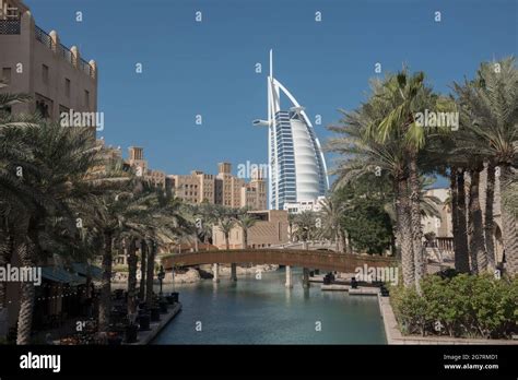 Beautiful view of Burj Al Arab hotel in Dubai Stock Photo - Alamy