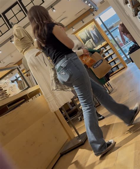 Hot And Sexy Babes OC Short Shorts Volleyball Forum