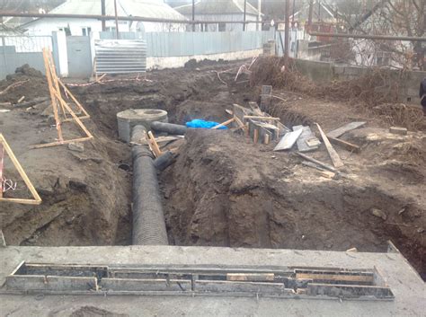 УСЛУГИ ПО СТРОИТЕЛЬСТВУ КАНАЛИЗАЦИИ И ВОДОПРОВОДА - ФОТО