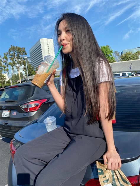 Sao Việt Bảo Thanh diện bikini hút mắt Phương Oanh vai trần gợi cảm