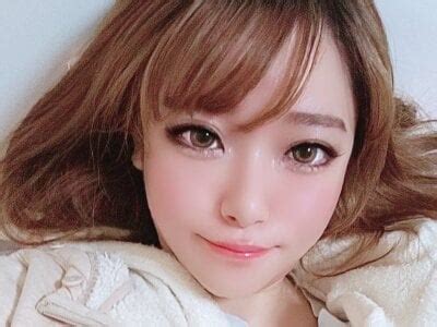 LiliyRiSAchan Stripchat Webcam Model Profile Free Live Sex Show Cam4Joy