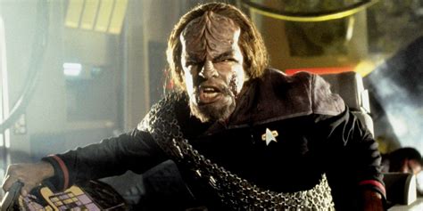 Star Trek: How Strong Worf Is In Every Franchise Appearance