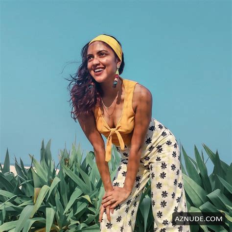 Amala Paul Hot Sexy Pics Collection With Bikini Aznude