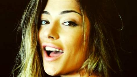 Uomini E Donne Online Foto Hot Della Corteggiatrice Soleil Ho Fatto Denuncia