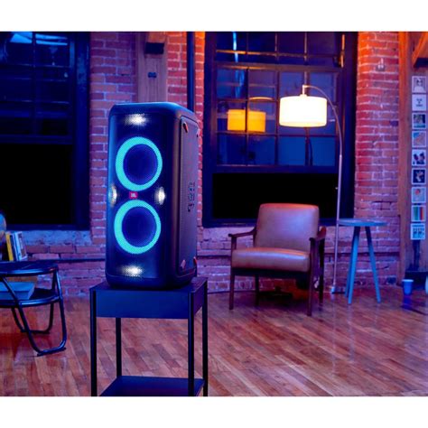 Купить Музыкальный центр JBL PartyBox 300 в Москве