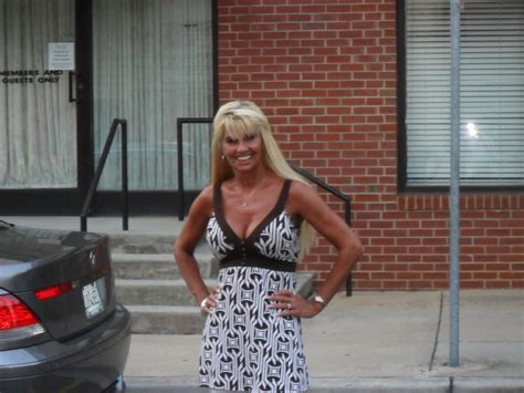 Busty Mom Photo Shoot Porn Pictures XXX Photos Sex Images PICTOA