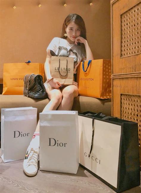 Hot Gymer H Th Nh Khoe Ng Cong N N G B N G Titanic N I M I Th C Chia S