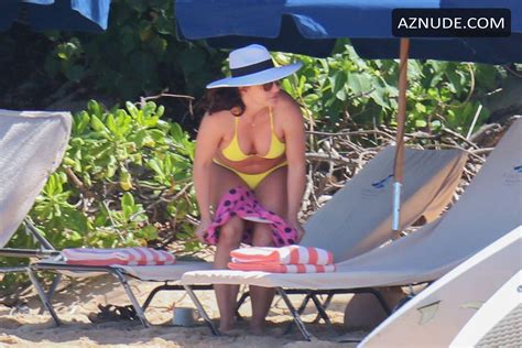 Britney Spears Rocks An Itty Bitty Yellow Bikini At The Beach In Hawaii Aznude