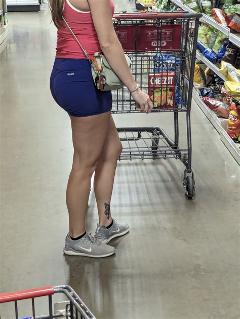 Cute Babe In Blue Shorts Short Shorts Volleyball Forum