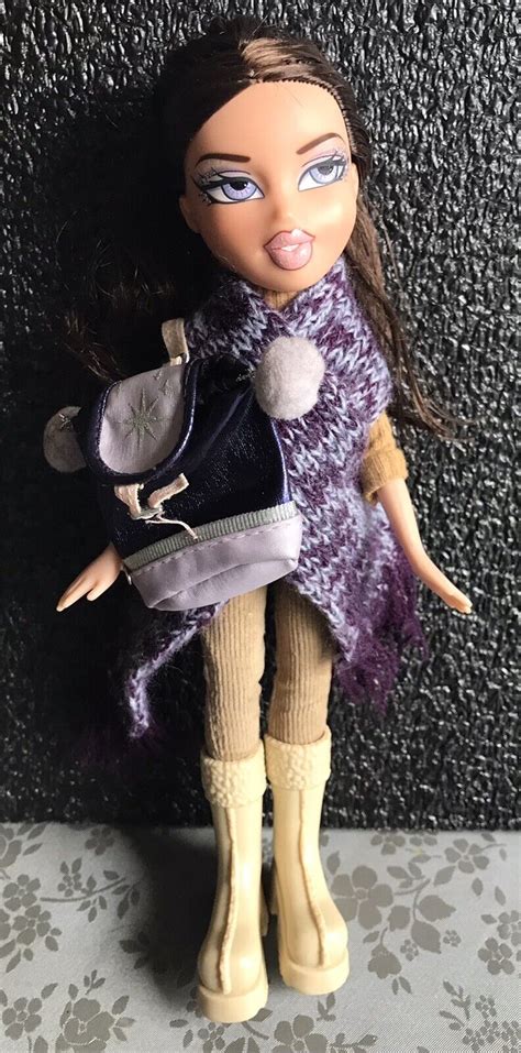 Vintage Bratz 2003 Wintertime Wonderland Dana 80 Complete With Sled Dolls And Accessories