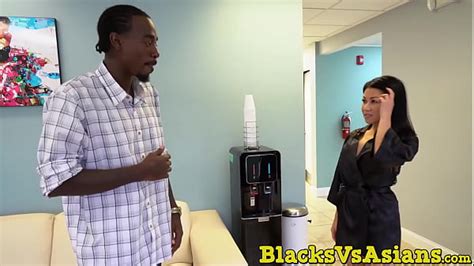 Saloon Videos XVIDEOS