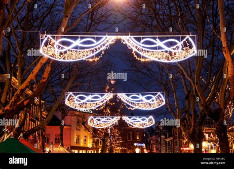 Christmas lights in Amsterdam Stock Photo - Alamy