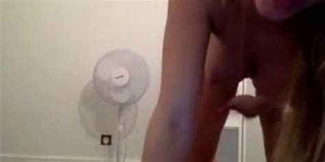 Hot Gf Showing Off Sexy Naked Body On Cam Tnaflix