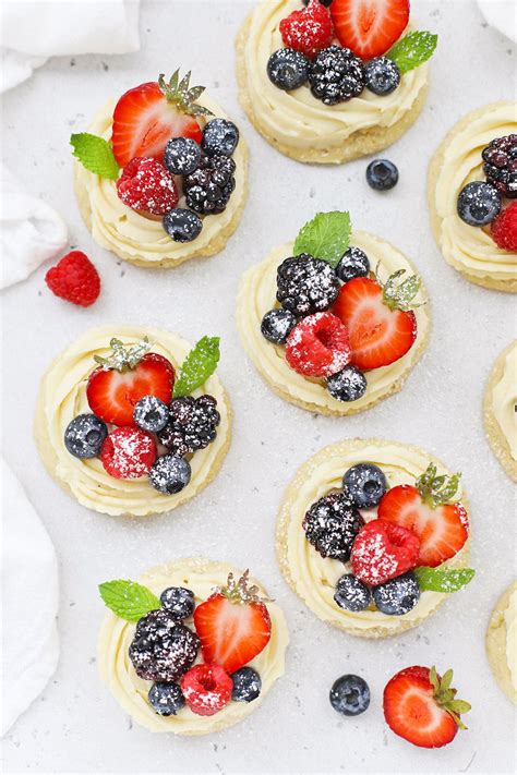 Easy Gluten Free Fruit Pizza Cookies Mini Fruit Pizza