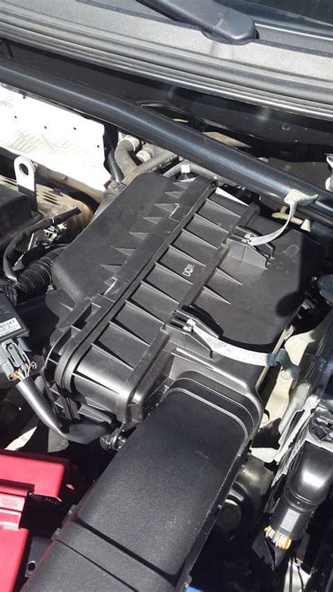 Замена воздушного фильтра на митсубиси лансер 9 и 10