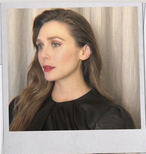 Elizabeth Chase Olsen Elizabeth Olsen Scarlet Witch Queen Elizabeth