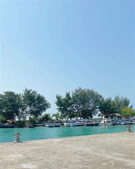 firyal biar hasil jepretan bln   gak cmn diem  galeri aja