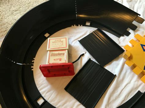 Mattel Hot Wheels Sizzlers Fat Track Breakin Set Vintage Redline Era