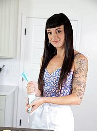 Charlie Valentine Pleasures Her Horny Stepson In The Kitchen Movie Juan Loco MILF Fox