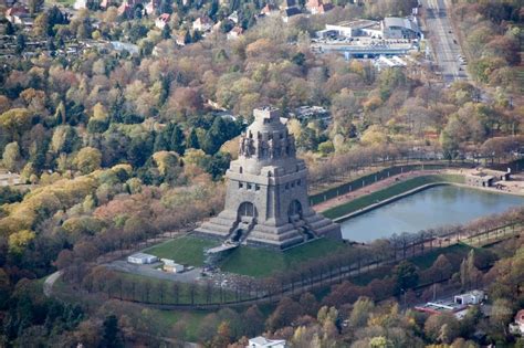 Luftaufnahme Leipzig Völkerschlachtsdenkmal in Leipzig im Bundesland