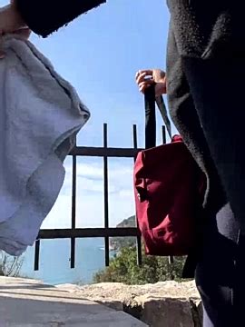 AkiraFunXXX Naked Stripping On Cam For Live Sex Video Chat InTheCrack