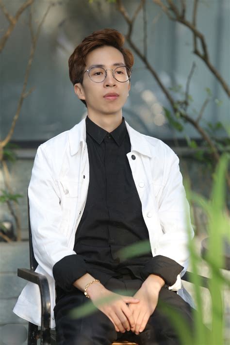 ViruSs có biểu cảm lạ khi reaction MV Pink Venom fan BLACKPINK đòi kéo đến tận nhà Hot KOLs