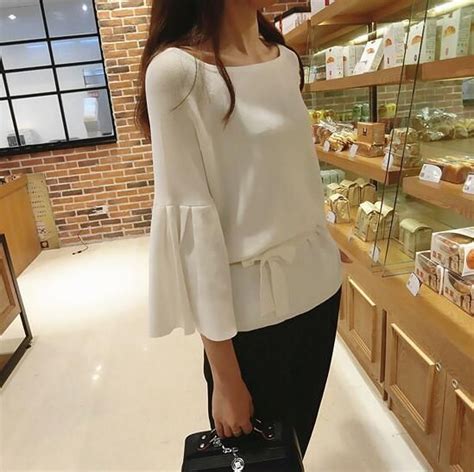 Cheapest Blouse Korean Style Three Quarters Falbala Sleeves Blouse