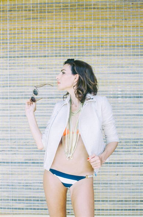 8 Hot Sexy Adriana Abascal Bikini Pics