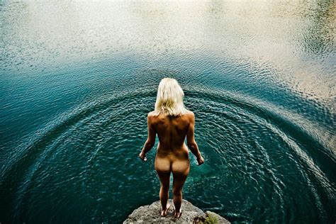 Captivating Photos Of Women Swimming Naked In Enchanted Waters Art Sheep