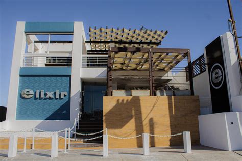 ELIXIR BAR / Night Club $1,800,000.00 USD - Paradise Getaways