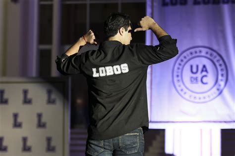 Nueva Imagen Presentan Los Lobos De La Uadec Uadec