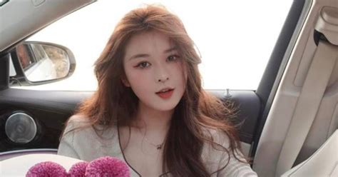 Danh tính hot girl Pleiku tuổi U40 vẫn bị nhầm là nữ sinh