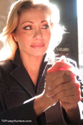 Vittoria Risi On Kink Watch Vittoria Risi BDSM Porn