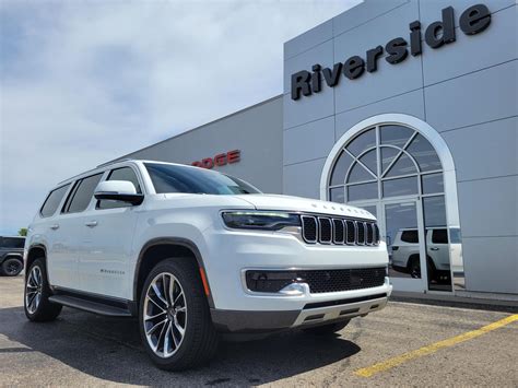 Riverside Chrysler Dodge Jeep Ram | Escanaba, MI | EV Station