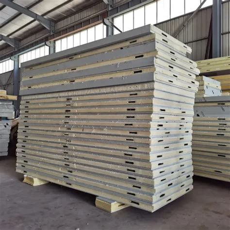 Color Steel Corrugated Insulated Polyisocyanurate PIR PUR Rock Wool EPS