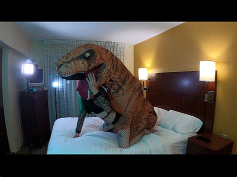 Dinosaurio Folla A Travesti G Tico Xvideos