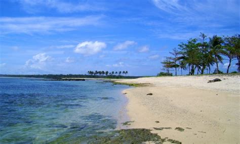 pantai ujung genteng