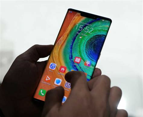 Лучшие смартфоны с изогнутым экраном - рейтинг 2022