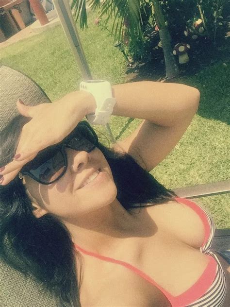 Manager Nudes Realbikinis Nude Pics Org