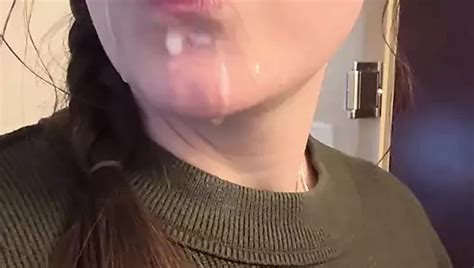 Cum Walk In Hotel After Loads Of Cum Amateur Porn Feat Simplysophie Xhamster