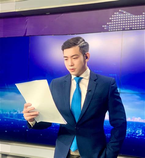 Bất ngờ thân thế hot boy cây xăng ở Nghệ An đang gây sốt mạng xã hội