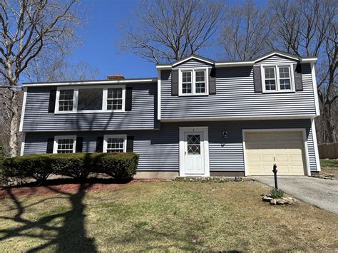 4 Ferry View Dr, Ledyard, CT 06335 - MLS 24087178 - Coldwell Banker