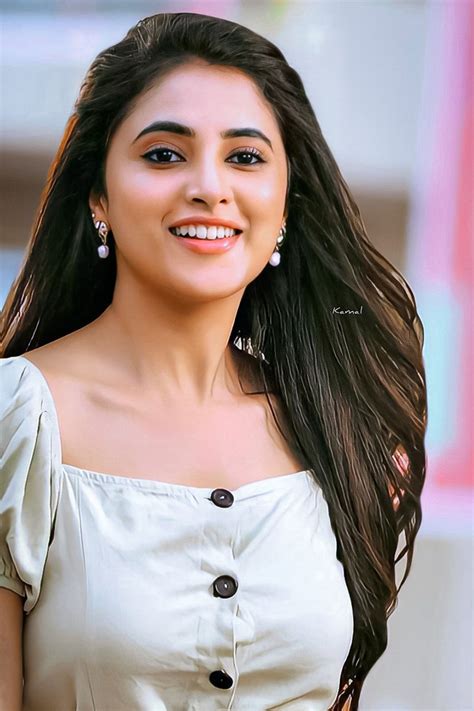 Priyanka Mohan Hot Photos Pics New Images Wallpapers