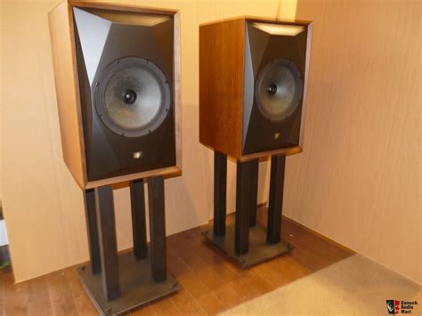 Mofi Electronics Sourcepoint Loudspeakers Pair Shipping Included