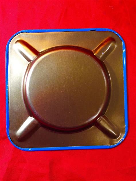 Vtg s Beautiful Busty Nude Risqué Pinup Figure Model Ashtray Tin Metal