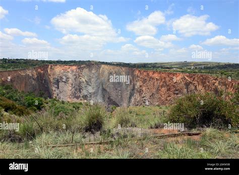 Cullinan Diamond Mine Tour Stock Photo Alamy