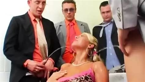 Pee Squad Pissing Pussy Porn XHamster